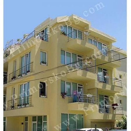 Jelezchevi Guest Rooms Primorsko Exterior photo