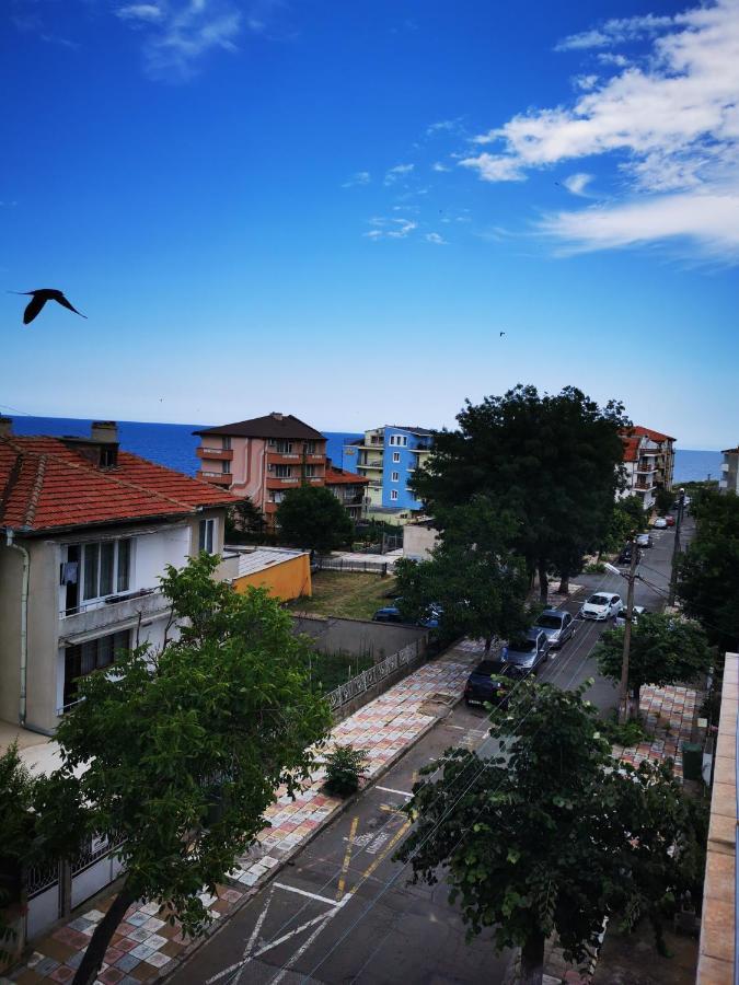Jelezchevi Guest Rooms Primorsko Exterior photo