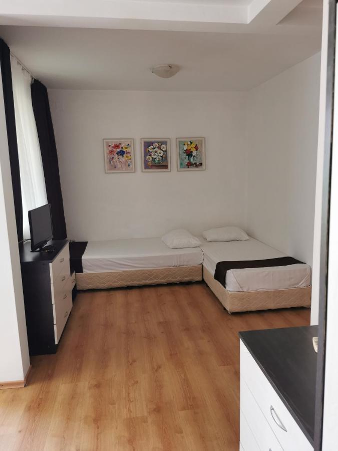 Jelezchevi Guest Rooms Primorsko Exterior photo
