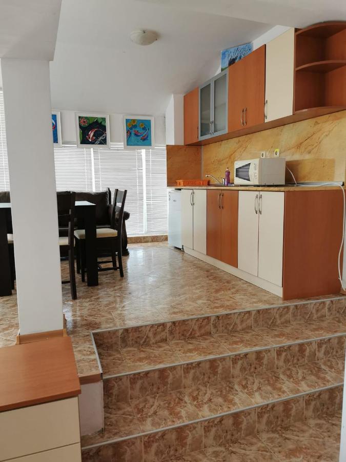 Jelezchevi Guest Rooms Primorsko Exterior photo